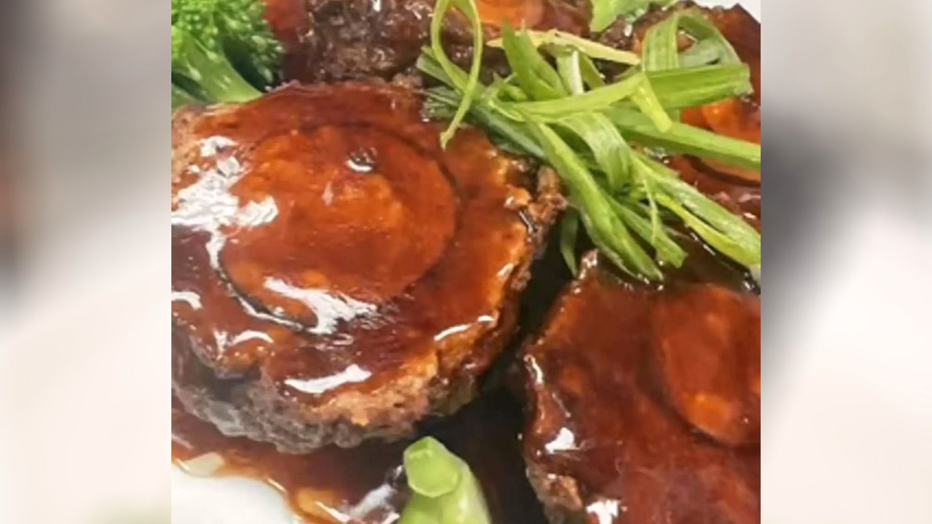 Stewed Pork Ball w. Brown Sauce