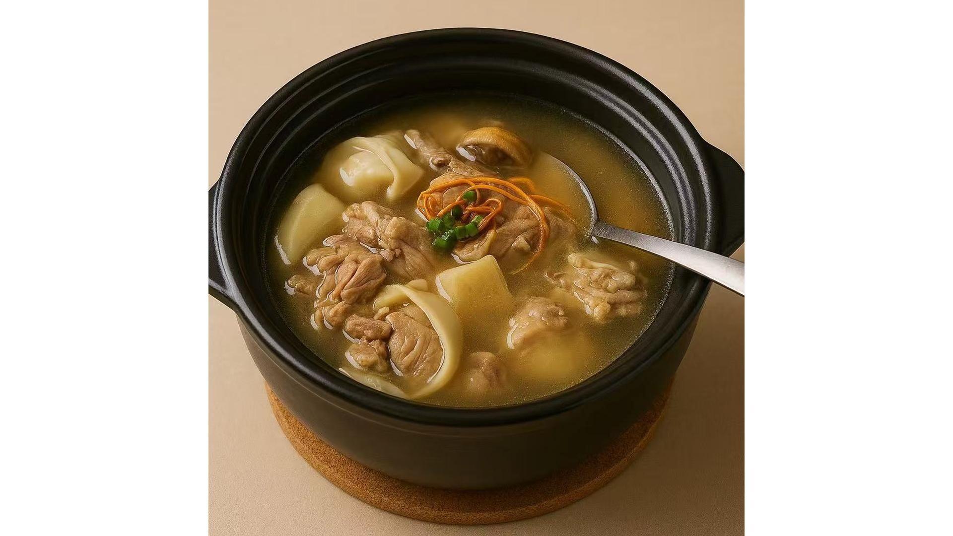 Duck Soup w.Mushroom & Chinese Yam-菌菇山药老鸭汤