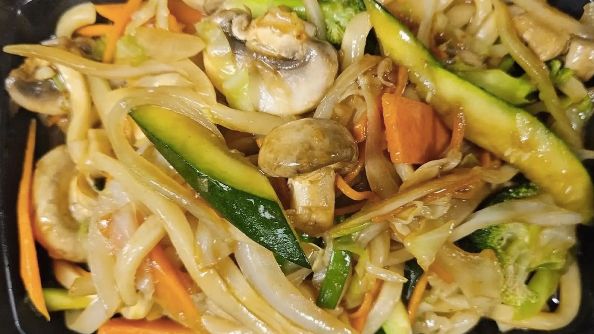 Beef Stir-Fried Udon