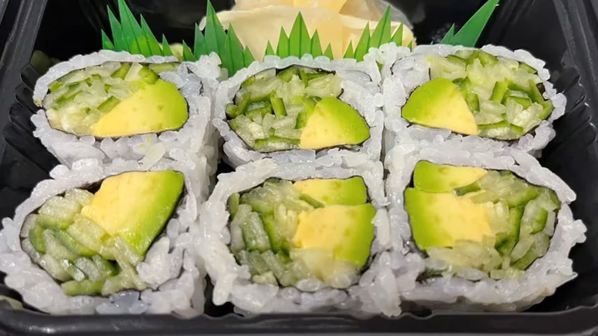 Cucumber & Avocado Roll