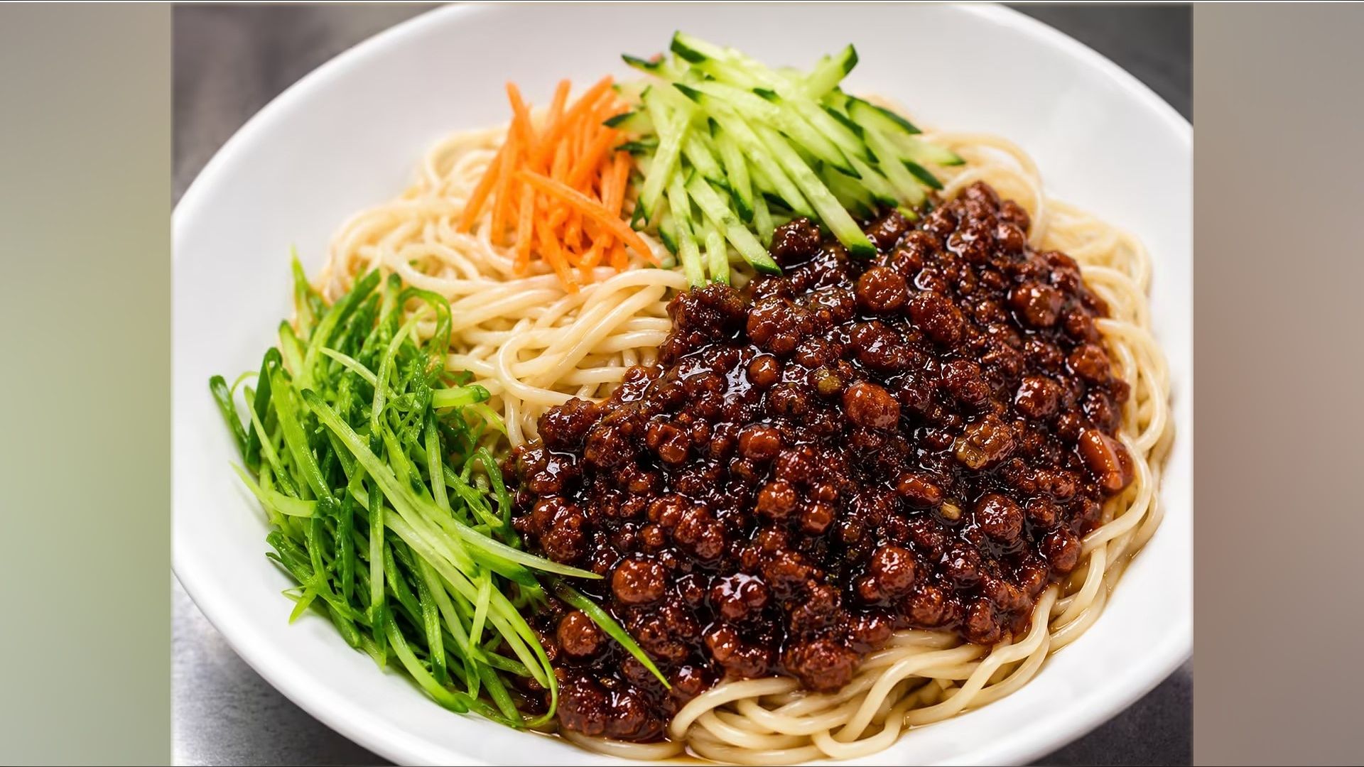 Beijing Zha Jiang Noodles-北京炸酱面