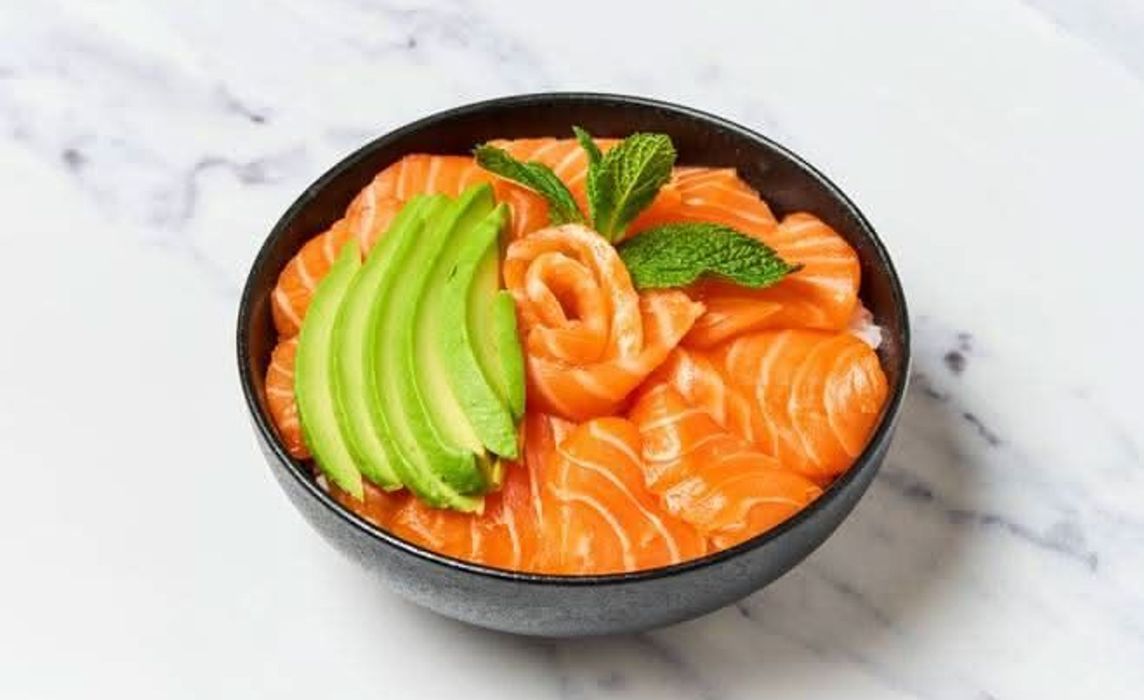 Chirashi - saumon avocat
