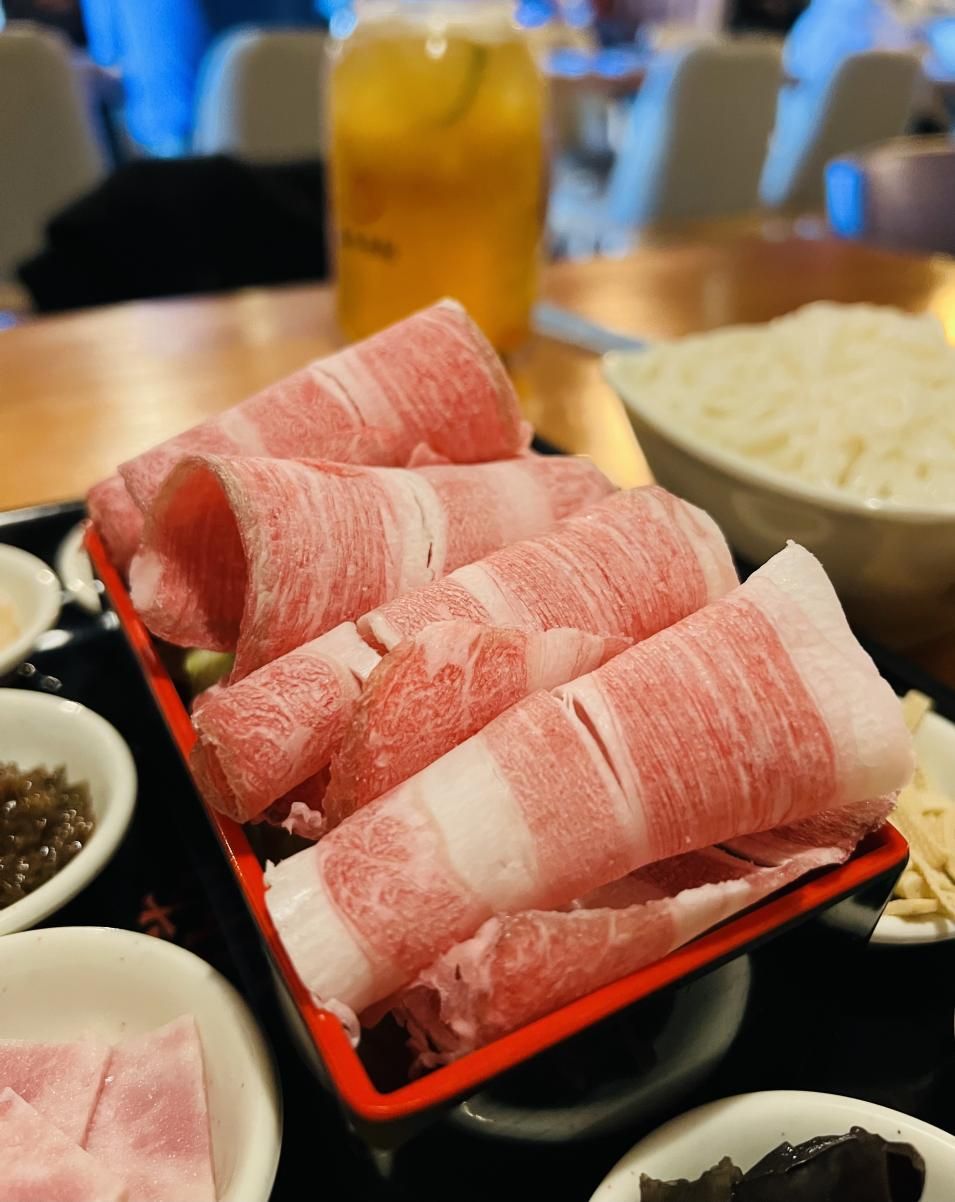 Original Crossing Bridge Rice Noodle Soup (Hot Soup) 原味过桥米线(热锅)