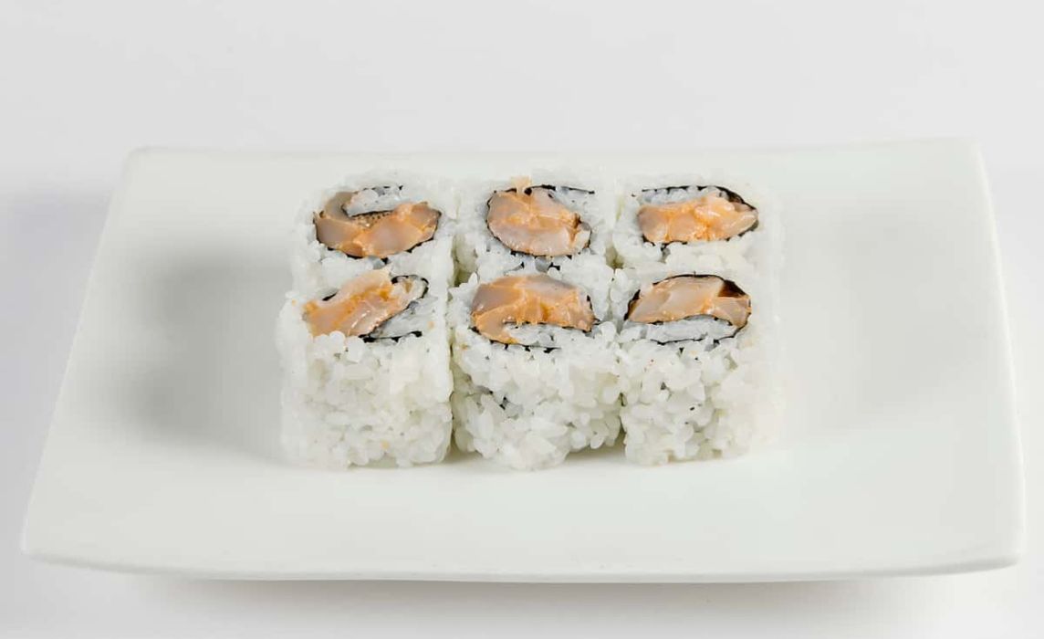 Spicy Crunch Scallops Roll.