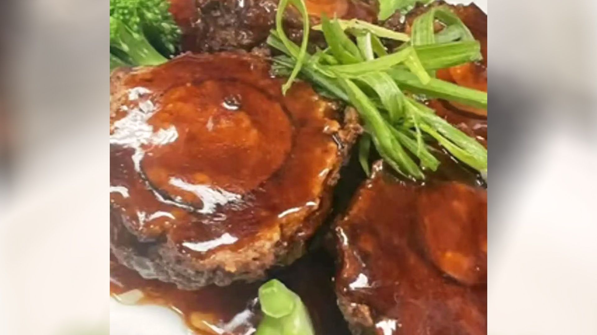 Stewed Pork Ball w. Brown Sauce