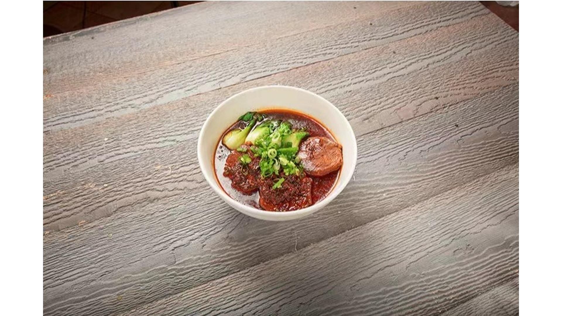 D6.Spicy Brised Beef Noodle Soup-香辣红烧牛肉面