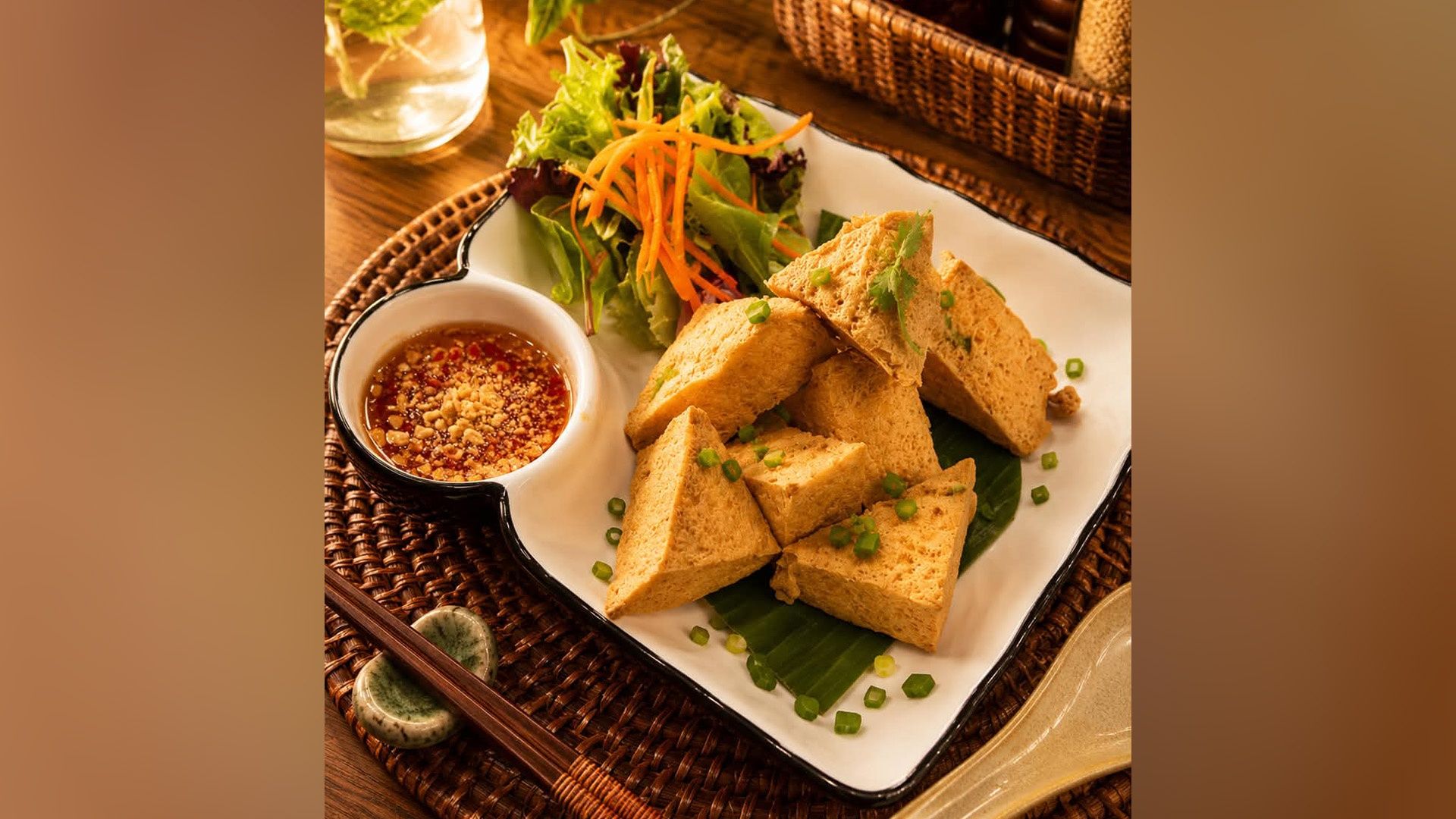 A2.Tofu Triangles(8)