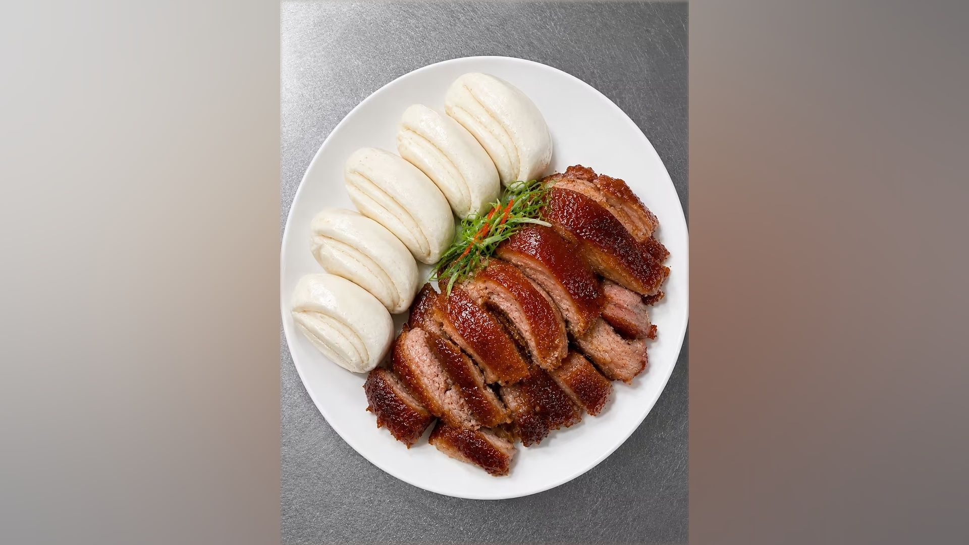 Braised Pork Shoulder-弄堂酱肘子