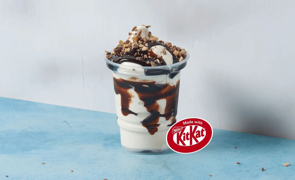 Large Vanilla Frosty® Made With KitKat®