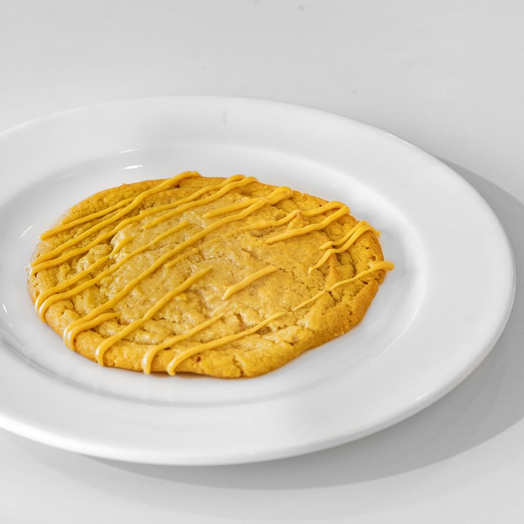 KRAFT Peanut butter cookies with peanut butter icing