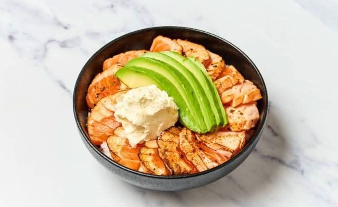 Chirashi Tataki Saumon /avocat /cheese