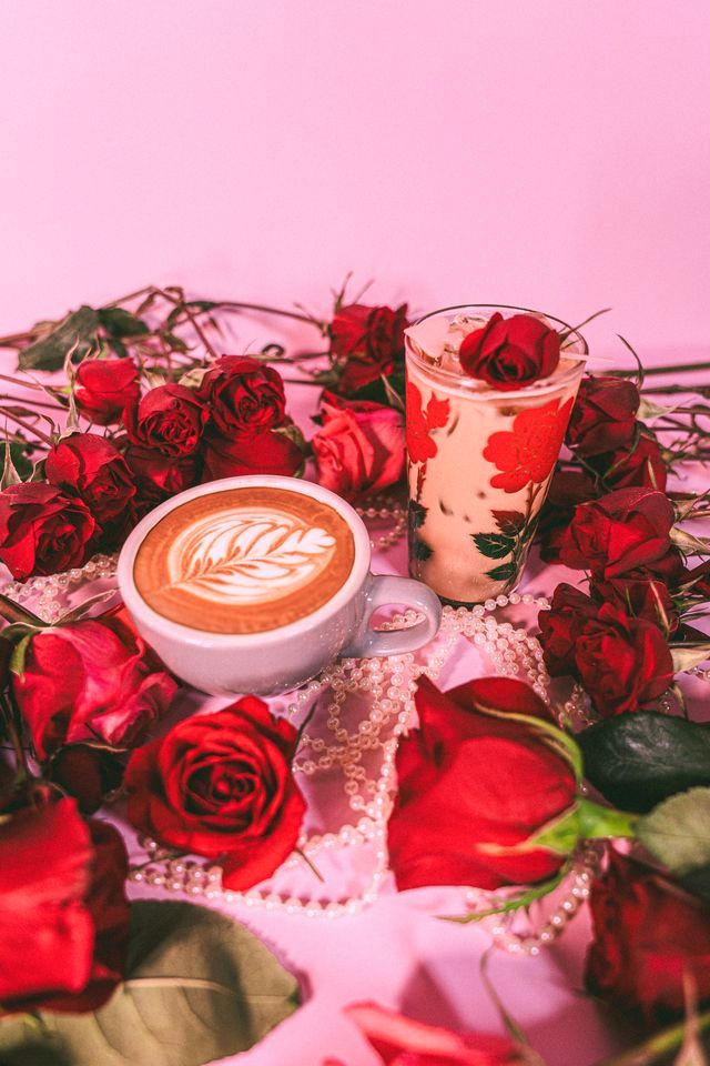 Hot Rose Bouquet Latte