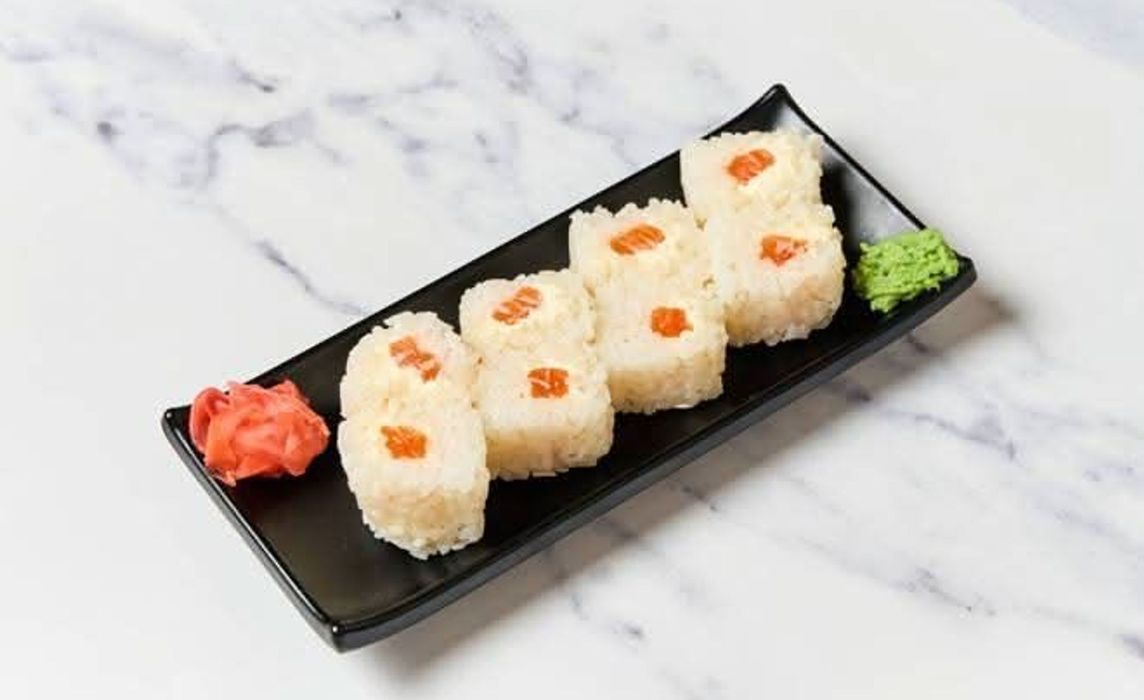 Snow rolls - saumon cheese