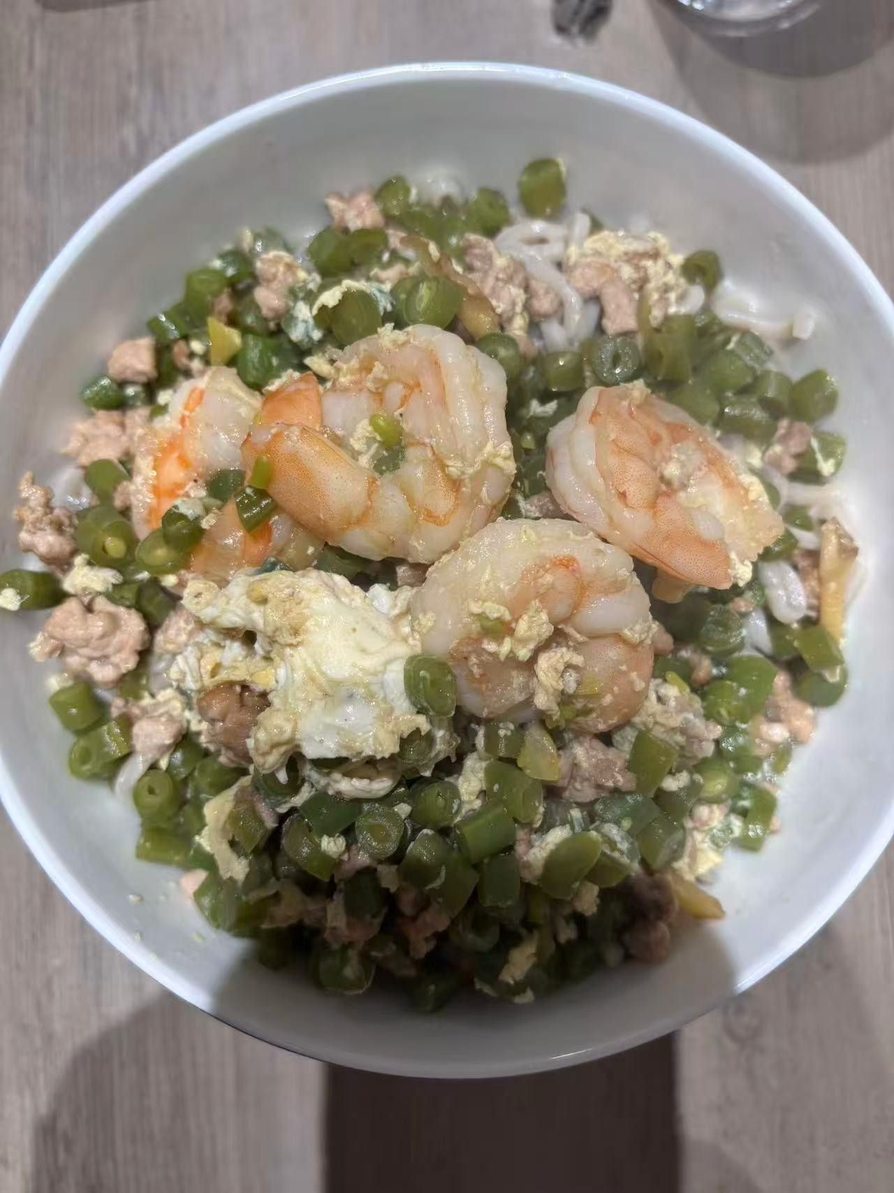 Pork & Seafood Noodle Soup With Green Beans