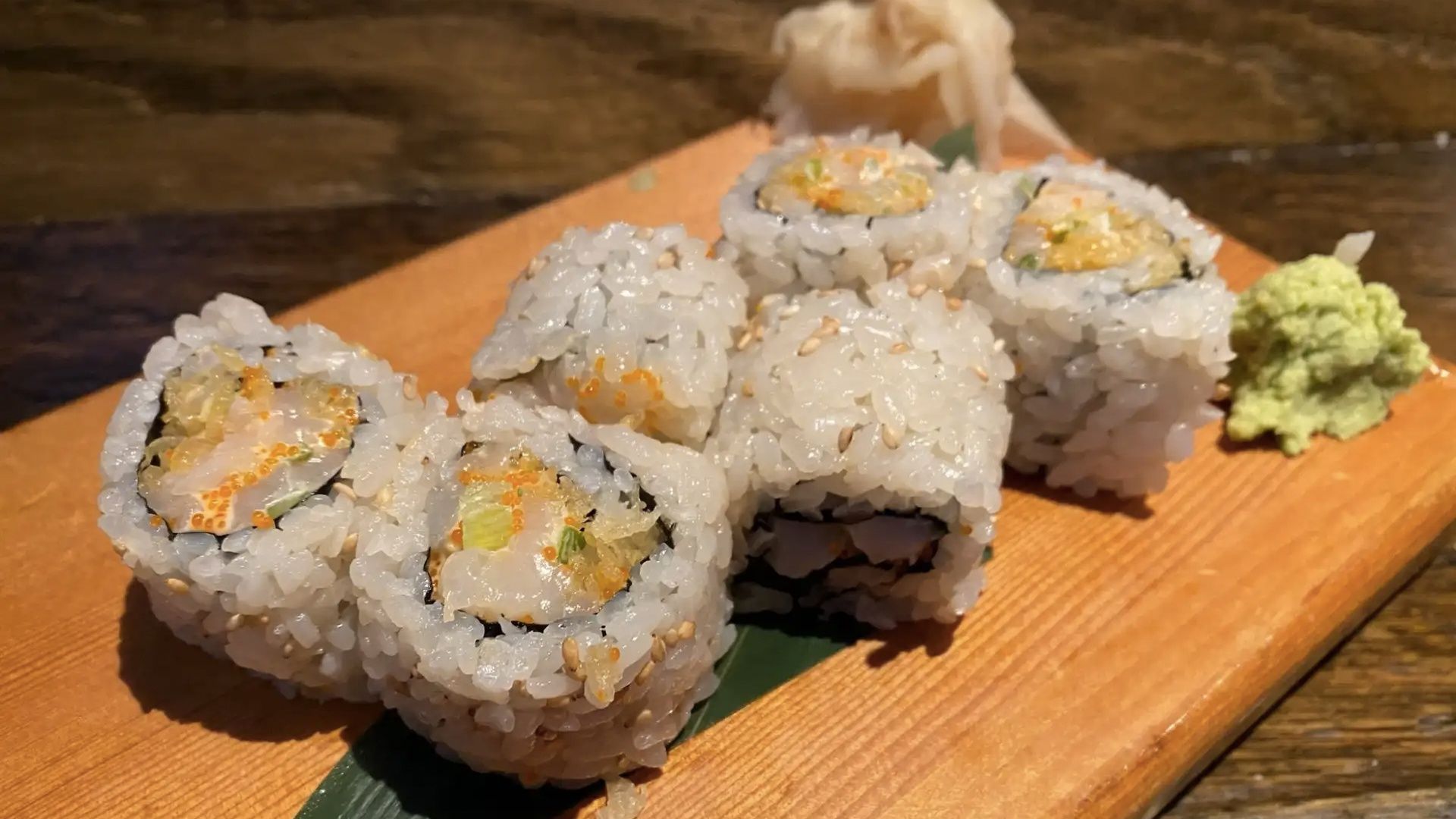 Spicy Crunchy Scallop Roll