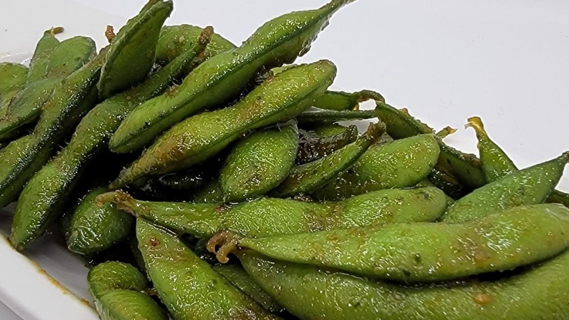 Spicy Garlic Edamame
