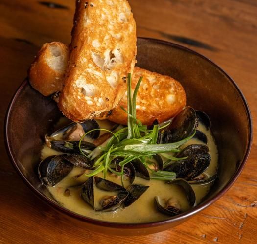 Sake-Steamed Mussels