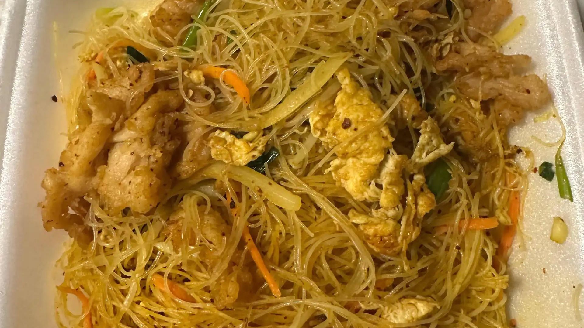 Chicken Singapore Rice Noodle