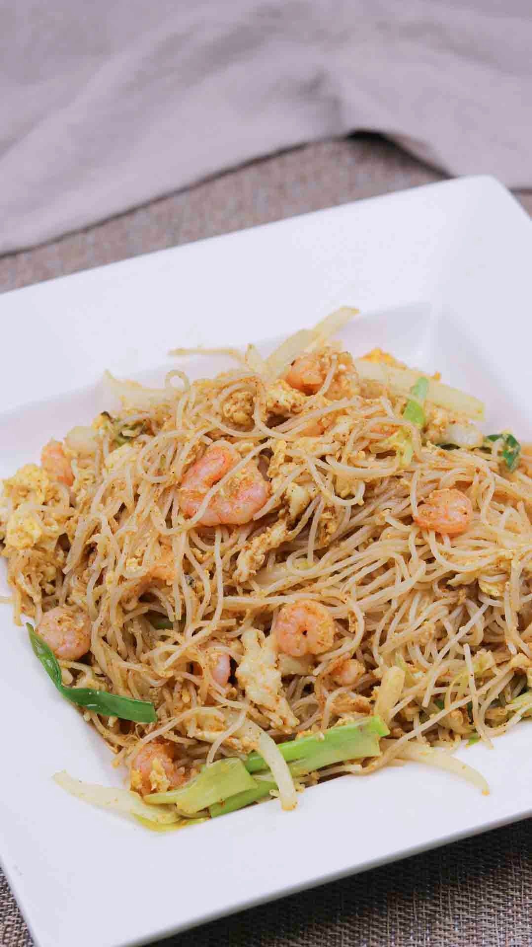 R16. Singapore Rice Noodle R16. 星洲米粉