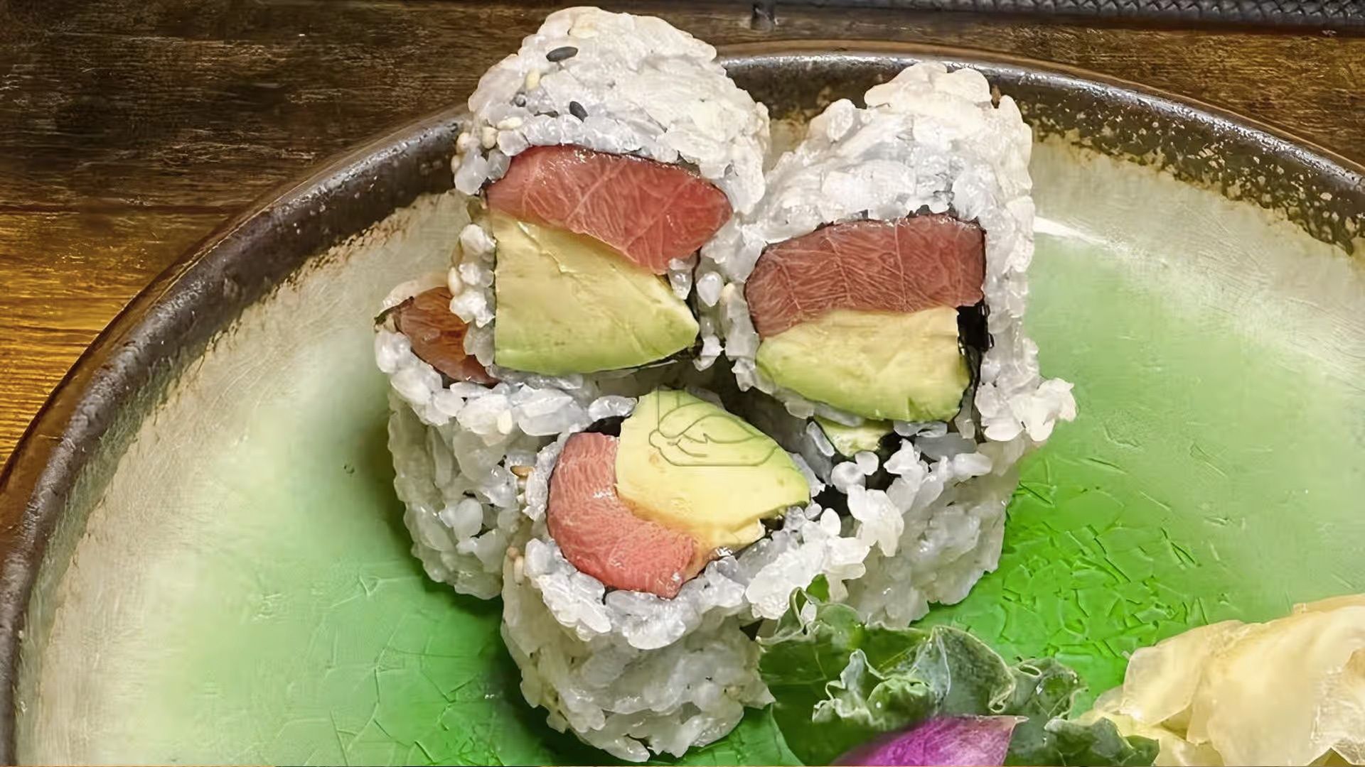 Tuna Avocado Roll