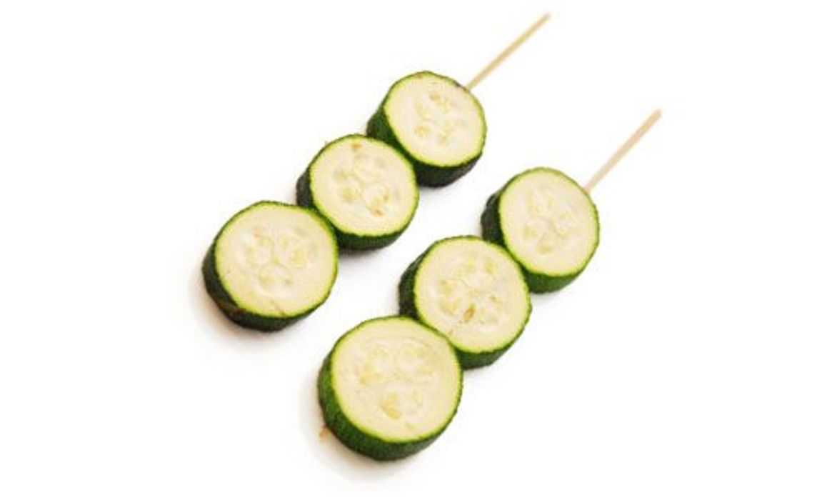 Y14. Yakitori courgettes