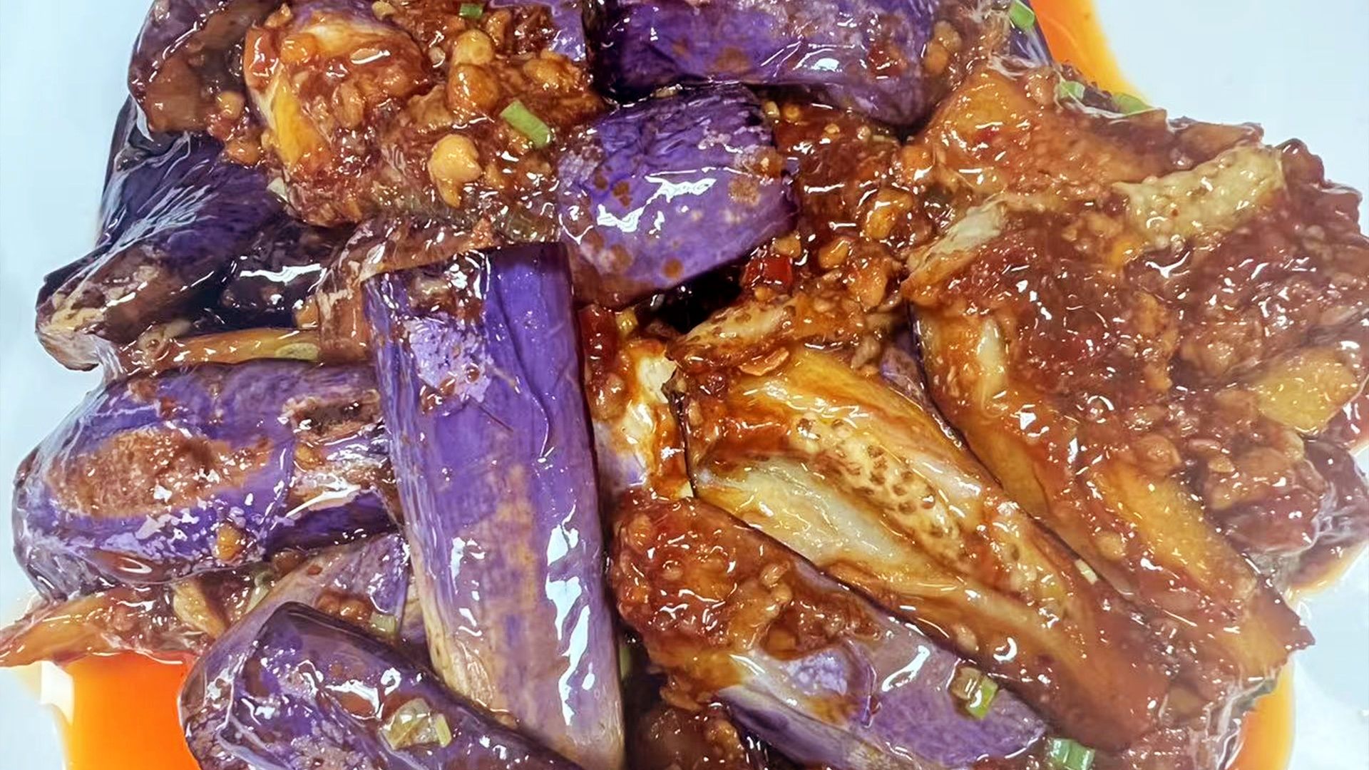 Eggplant w. Garlic Sauce