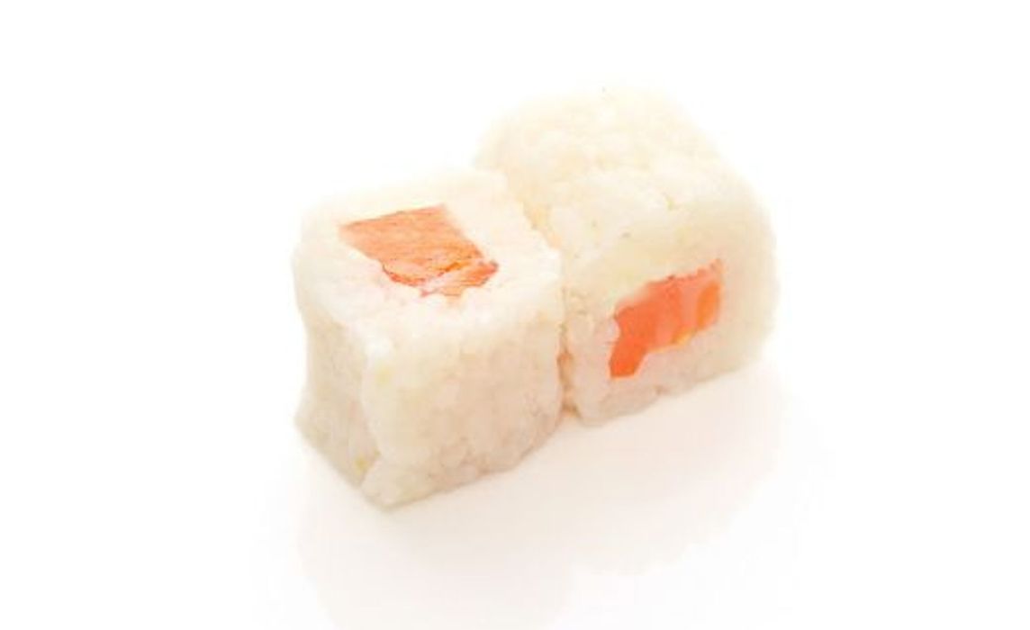 B11. Maki neige saumon