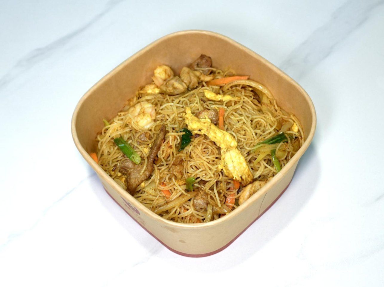Singapore Stir Fried Glass Rice Noodle(With Beef Chicken Squid And Vegetables Shreds)