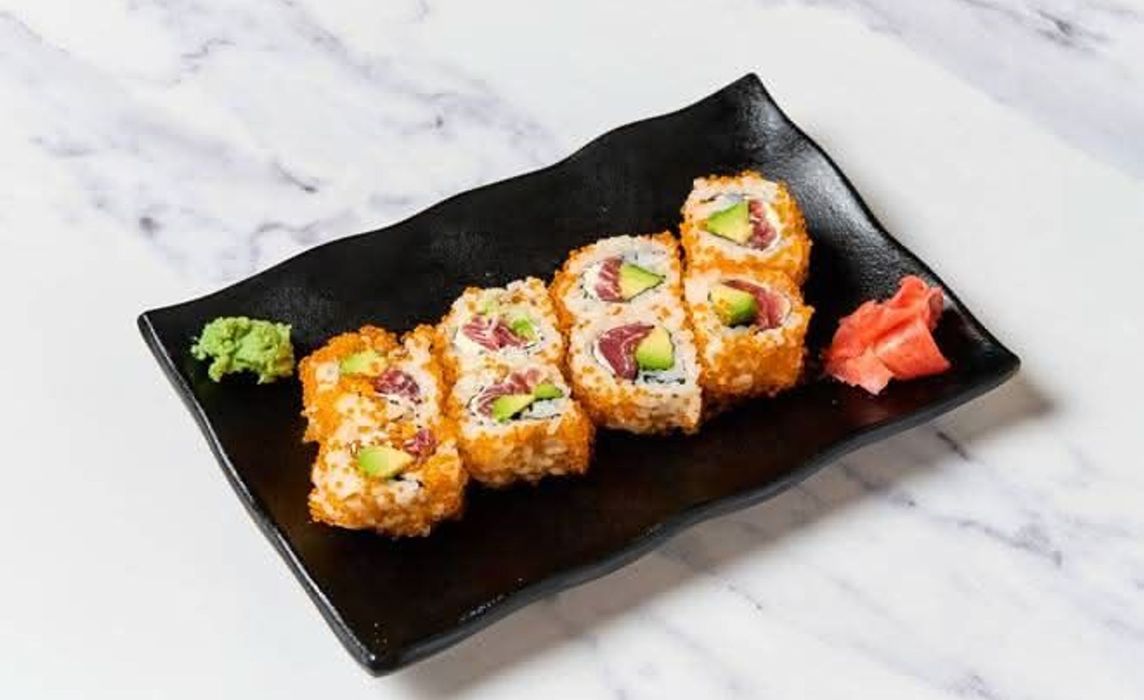Tobiko rolls - thon