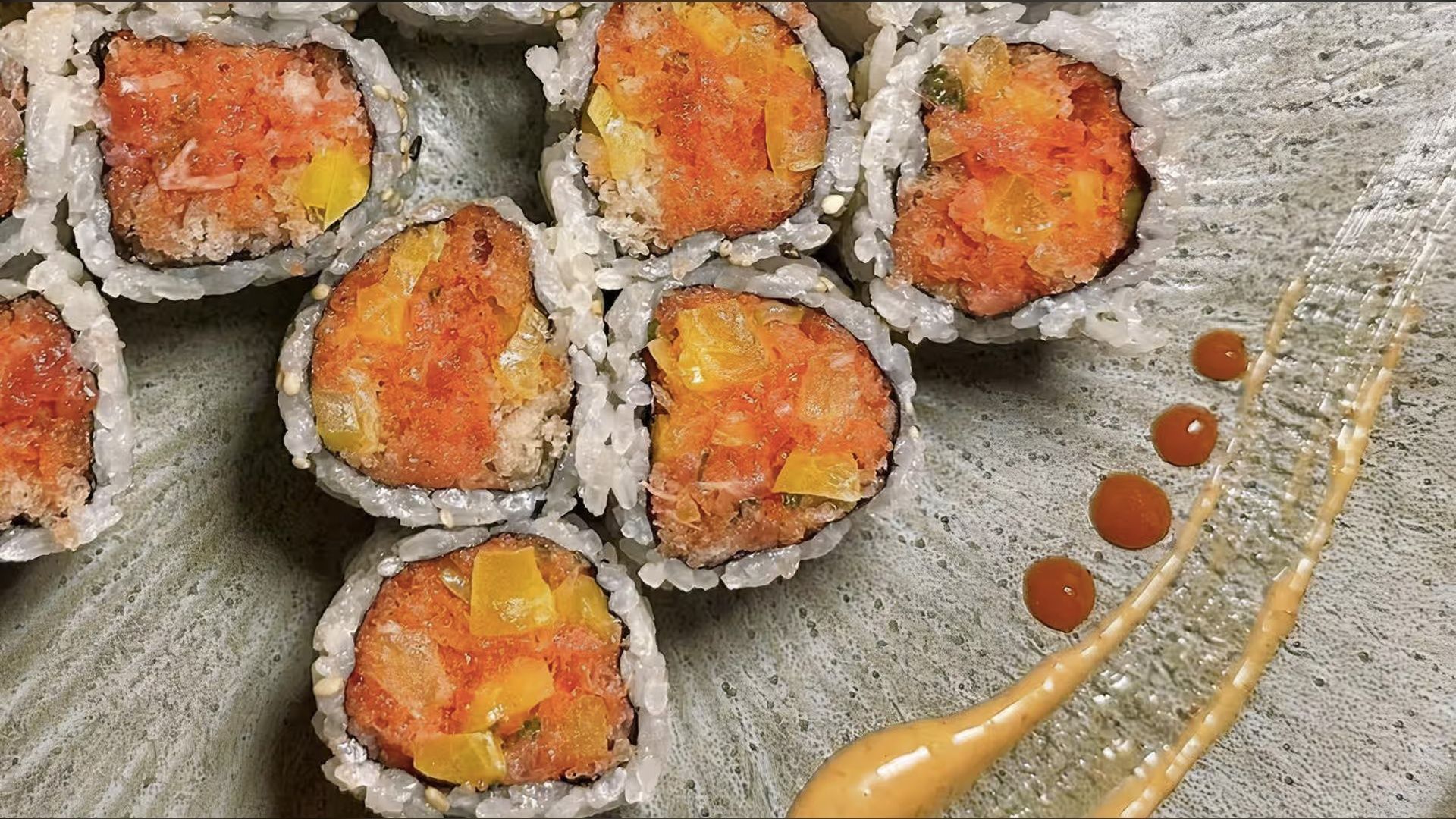 Spicy Cruchchy Tuna Roll