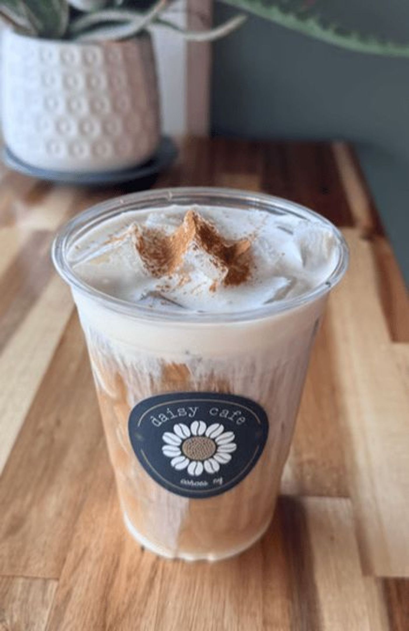 Honey Bee Latte Iced