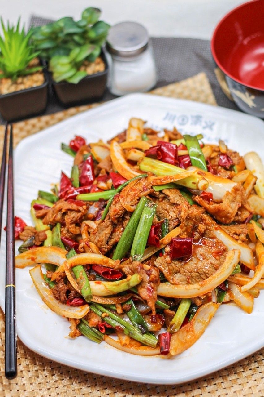 Mongolian Beef (W. Rice) 🌶️