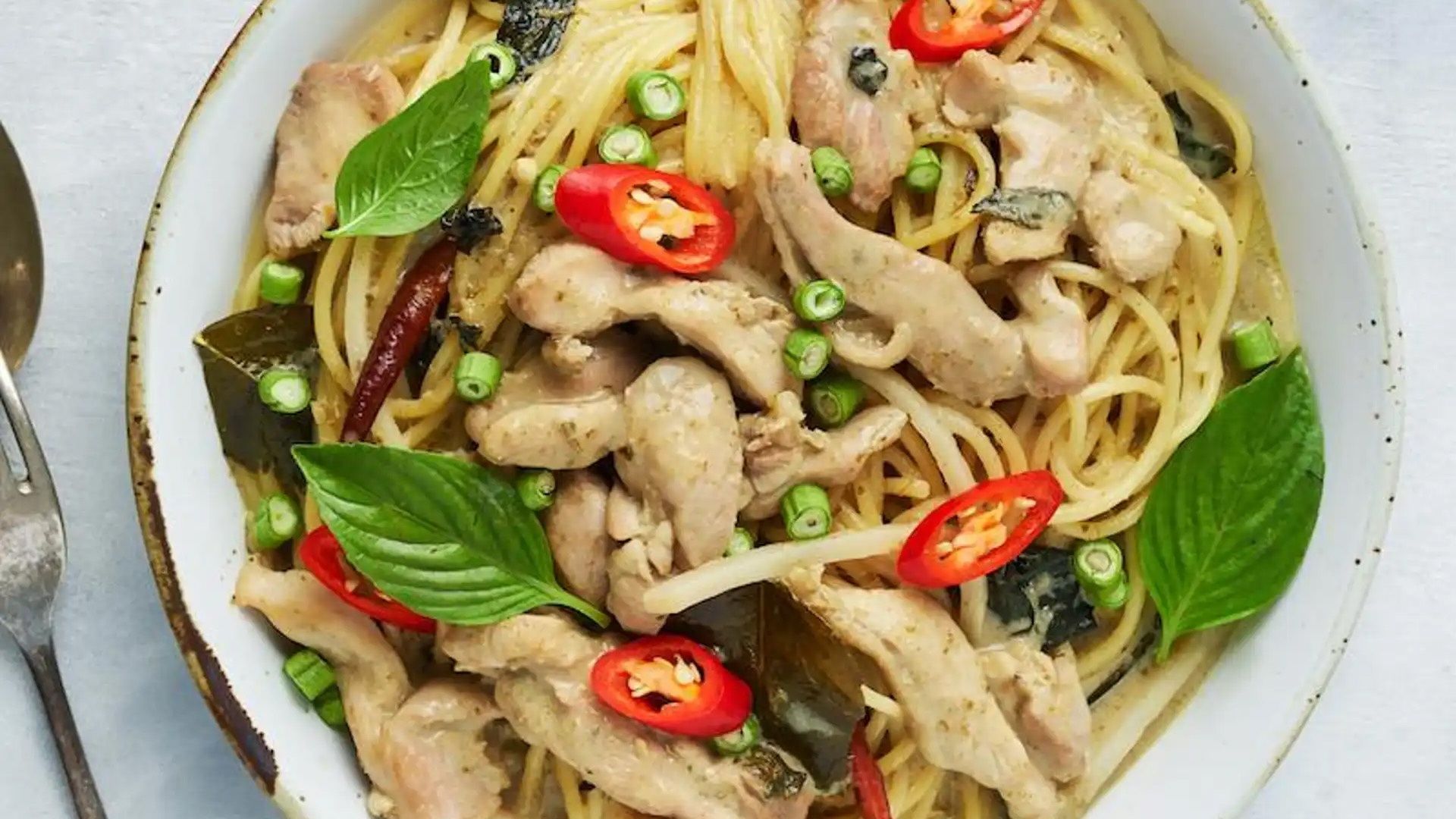 N17.Spaghetti Green Curry