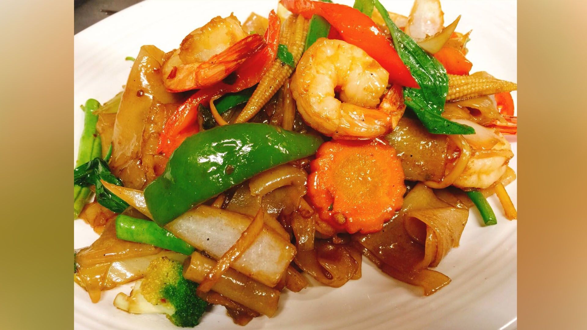N10.Drunken Noodle