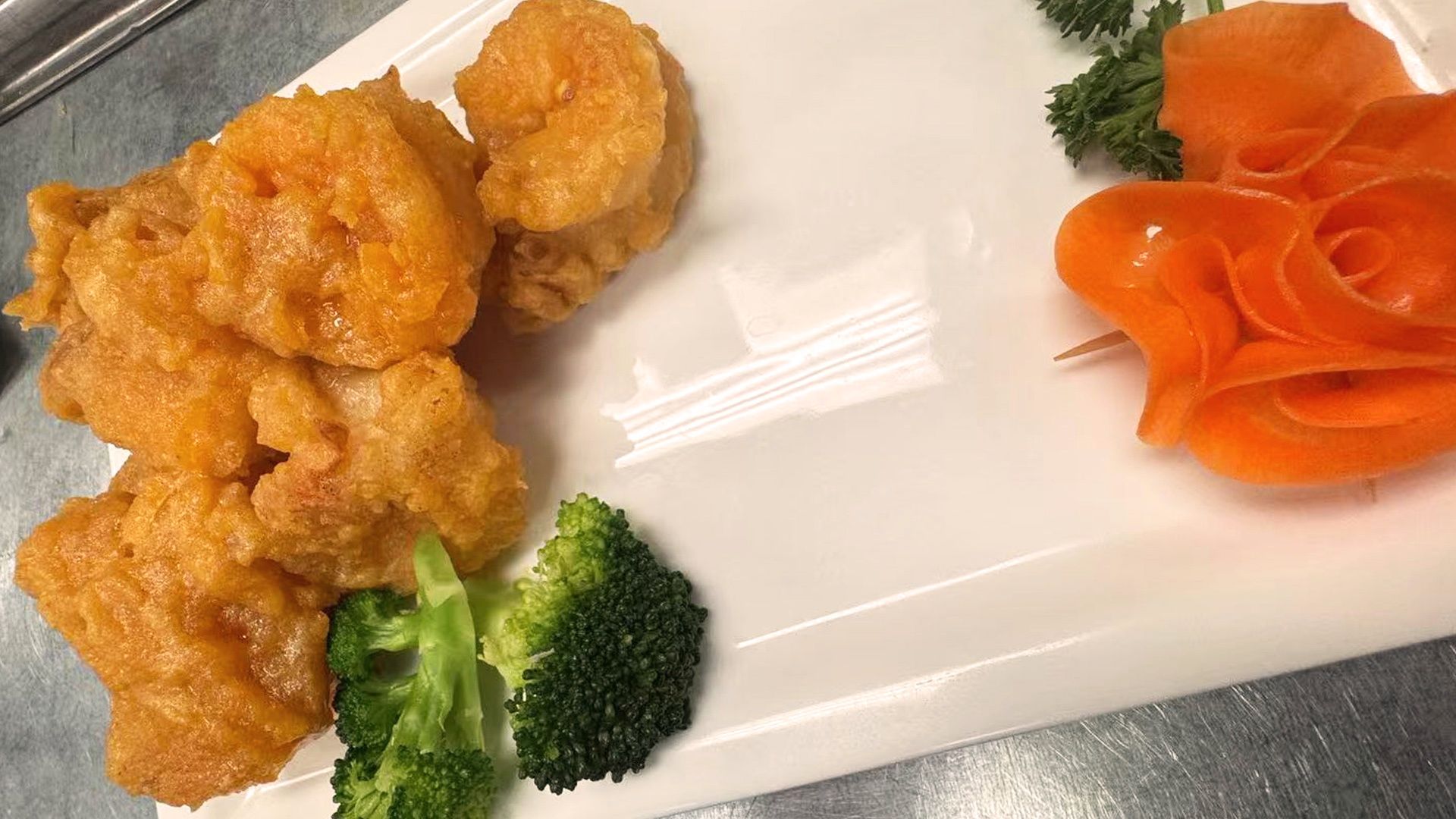 Salted Egg Yolk Shrimp-咸蛋黄虾球