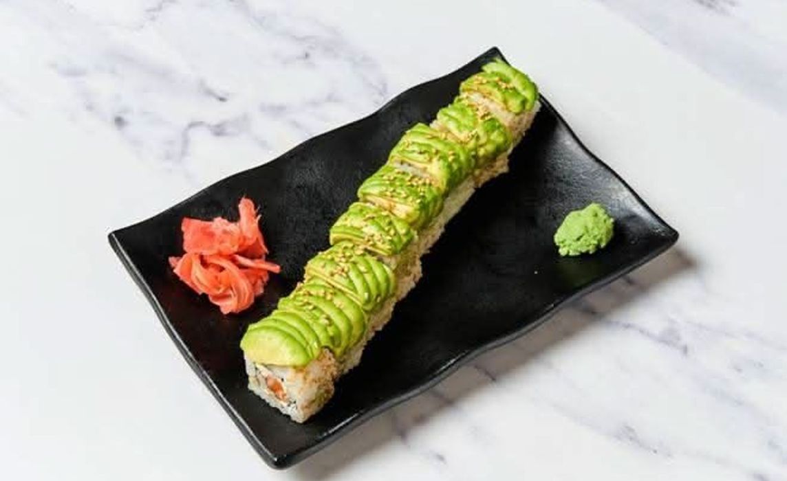 Avocado rolls - saumon fumé cheese
