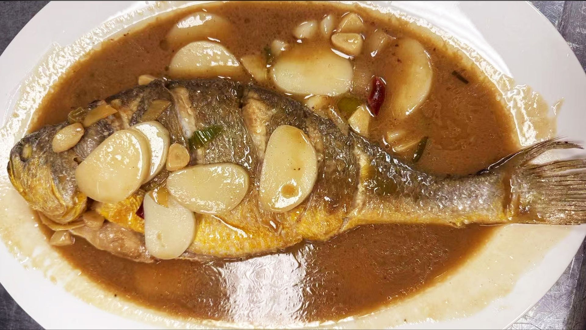 Braised Yellow Croaker w.Rice Cake-黄鱼烧年糕