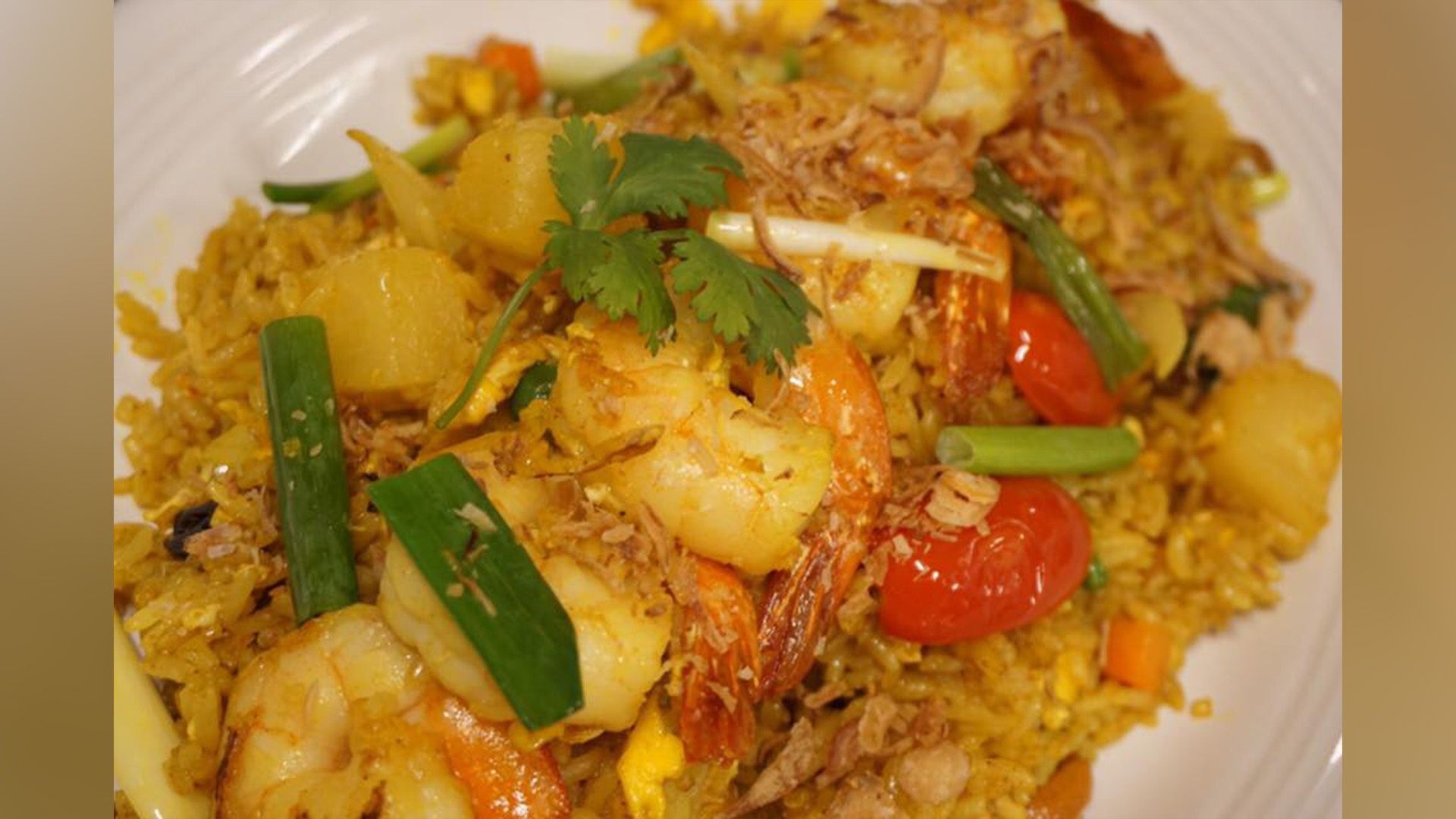 F5.Pineapple Fried Rice